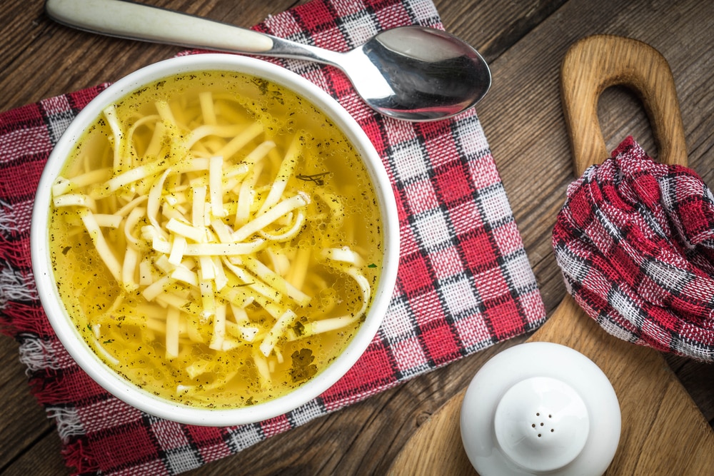 Как приготовить рецепт Говяжий суп с домашней лапшой