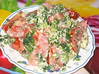 Салат из помидоров