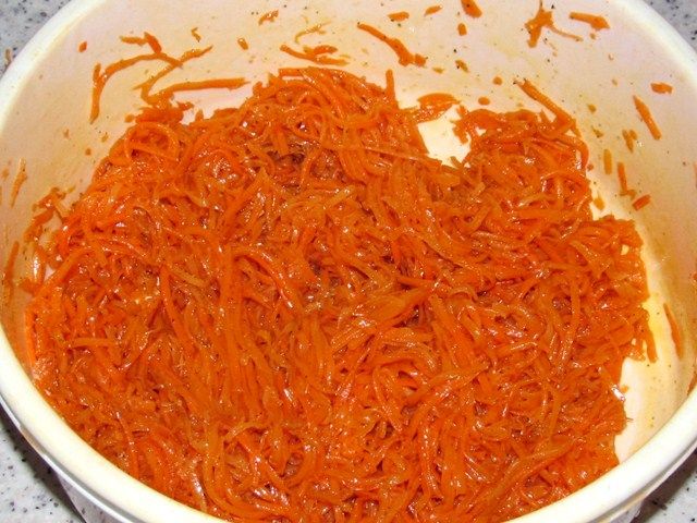 заправить морковь маслом