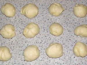 шарики из теста для булочек
