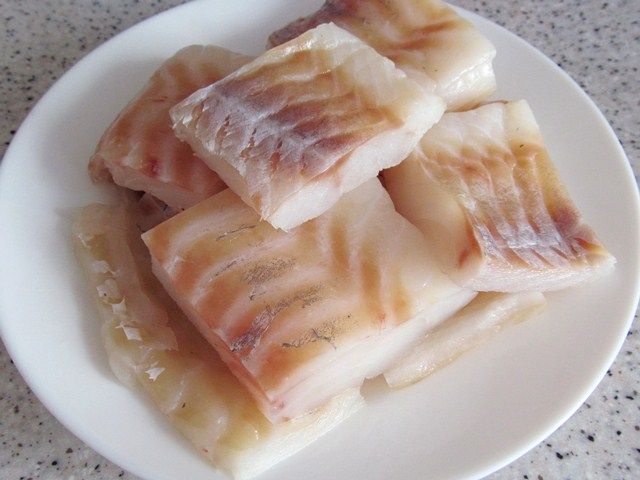 Филе трески на сковороде — рецепты жареной и тушеной рыбы