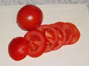 резаные помидоры