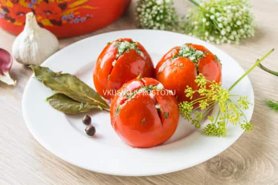 Преимущества быстрых малосольных помидоров