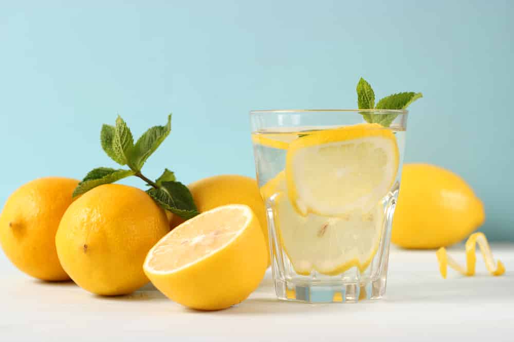 классический домашний лимонад